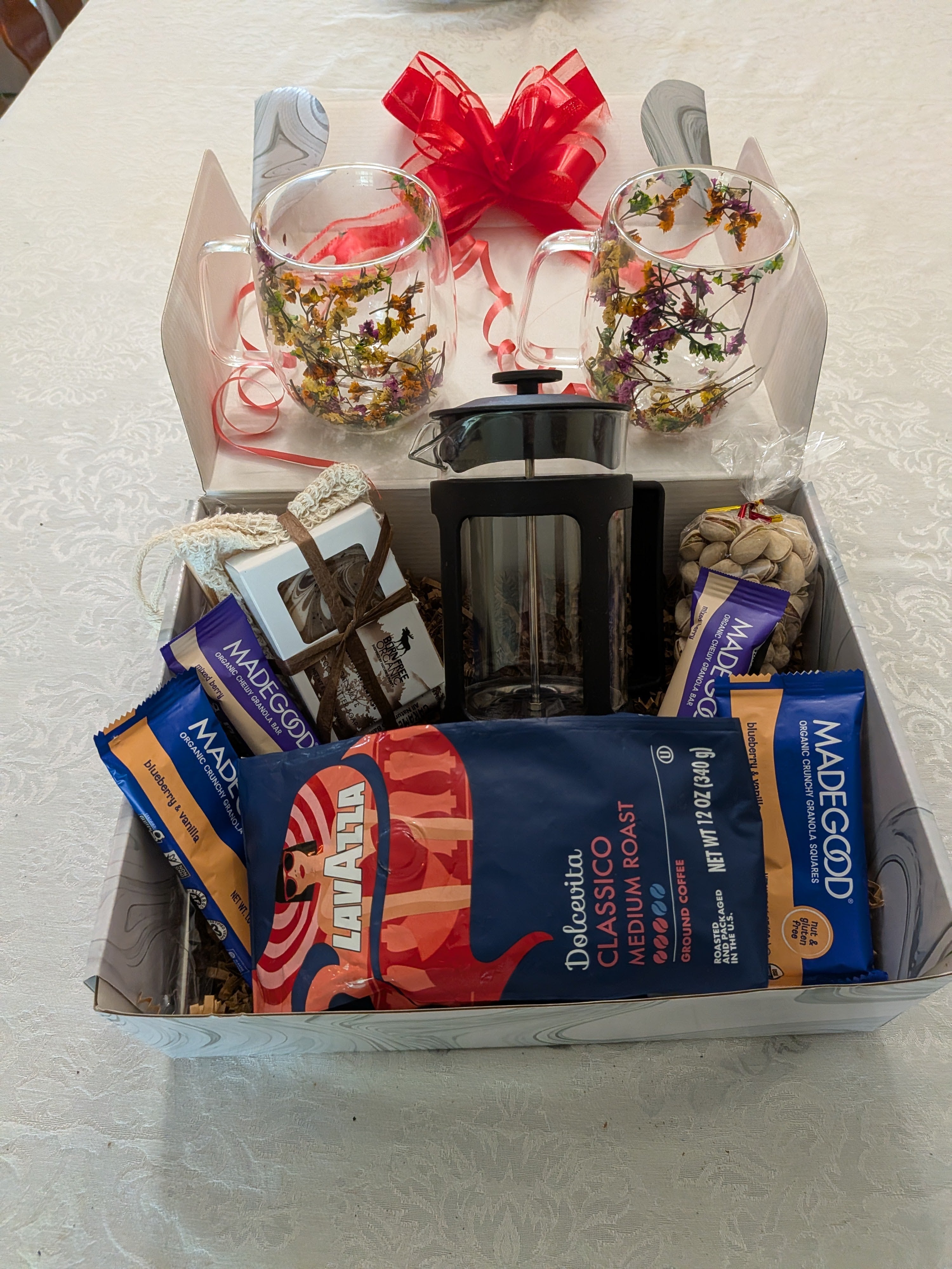 Ultimate Flower Mug Coffee Gift Box Set — Lavazza Coffee & Brewer