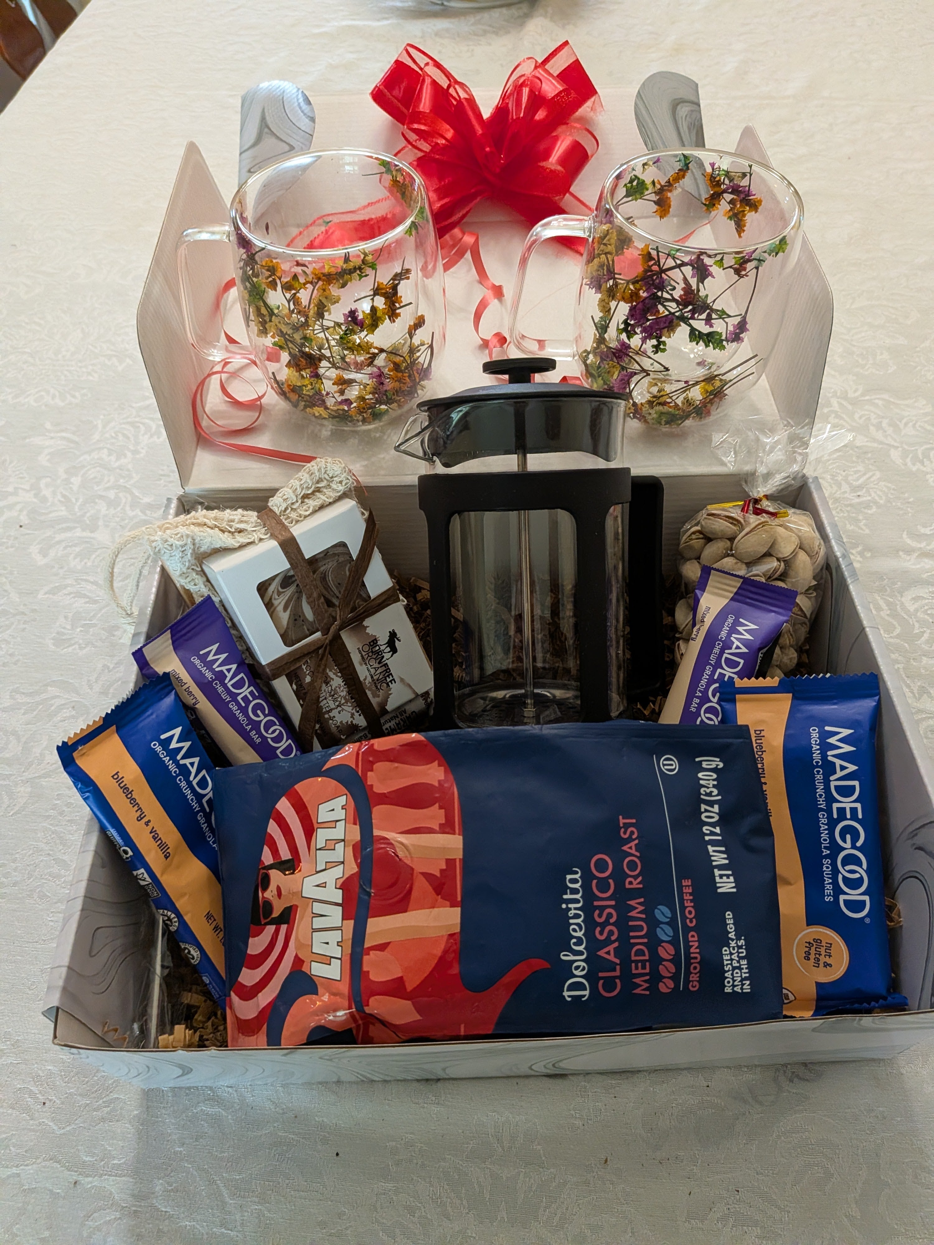 Ultimate Flower Mug Coffee Gift Box Set — Lavazza Coffee & Brewer