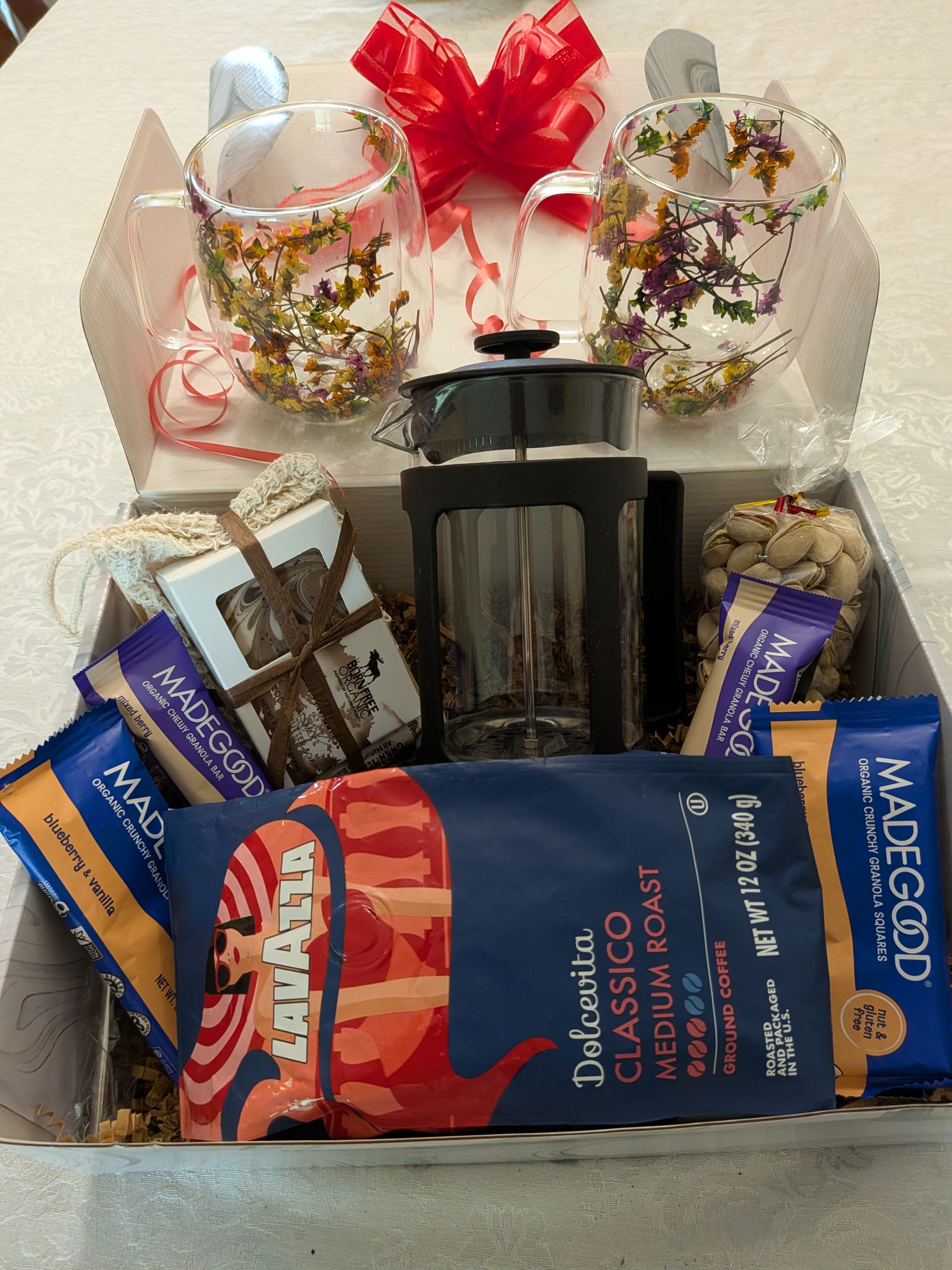 Ultimate Flower Mug Coffee Gift Box Set — Lavazza Coffee & Brewer